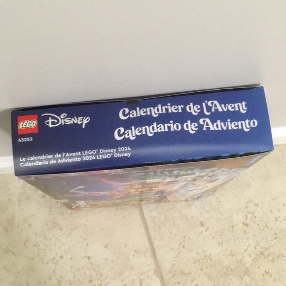 LEGO Disney Advent Calendar (43253) - Picture 4 of 12